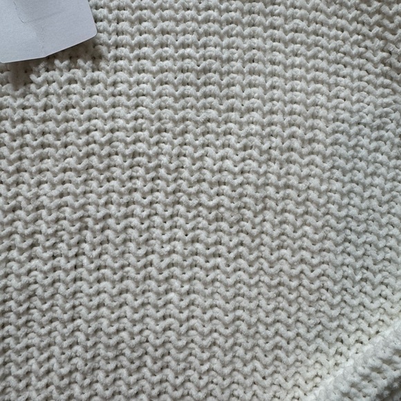 Cotton Emporium Cream Crew Neck Sweater Ribbed Knit pull over size medium NWT - Picture 4 of 7